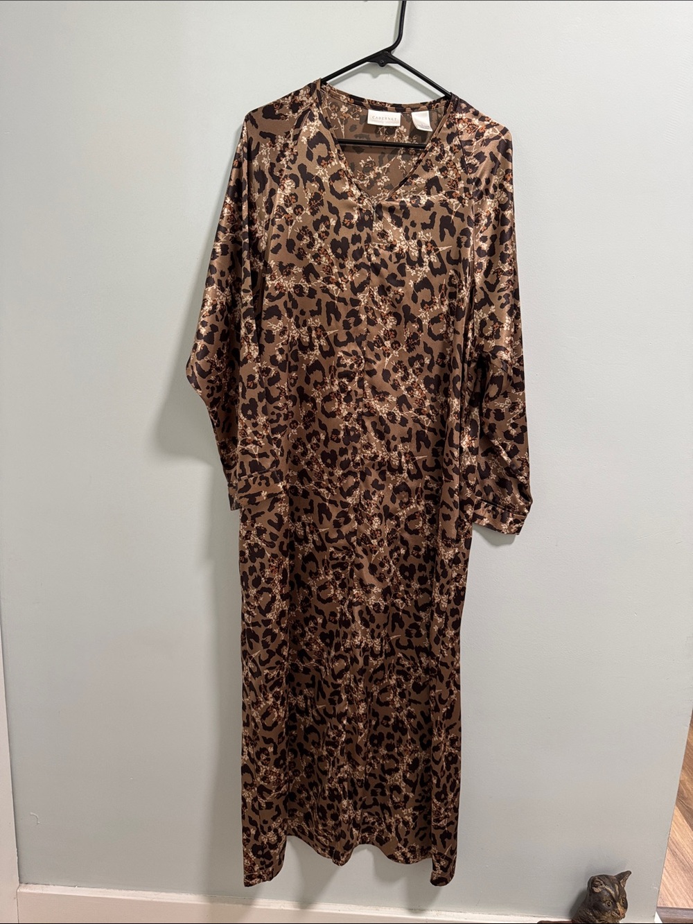 Cabernet Leopard Print Brown V-Neck zip Front Long Sleeved Maxi Kaftan- L